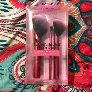 Face + Eye + Cheek Brushes